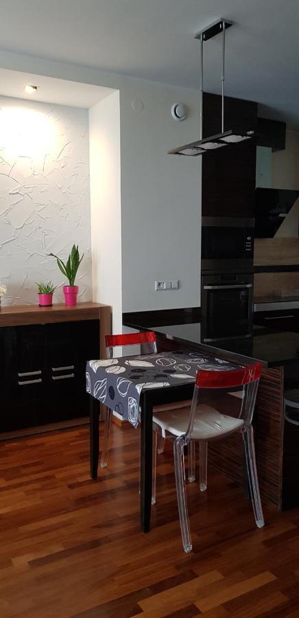 Apartament Z Balkonem Przy Parku * Warschau