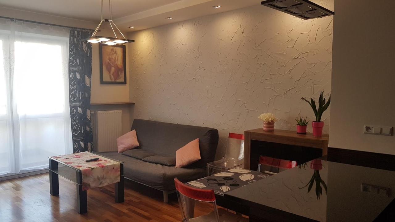Apartament Z Balkonem Przy Parku Appartement