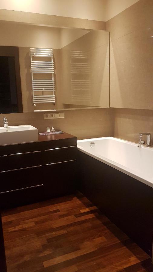 Apartament Z Balkonem Przy Parku * Warschau